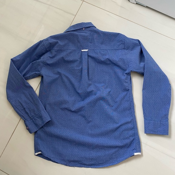 LEVI’S button up shirt - Picture 3 of 7